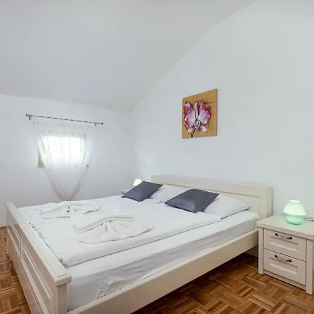 Apartment Mima *