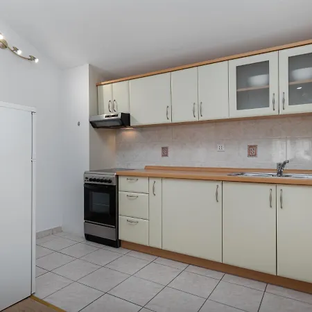 Mima Apartment *