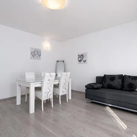 Mima Studio&apartments Appartamento *