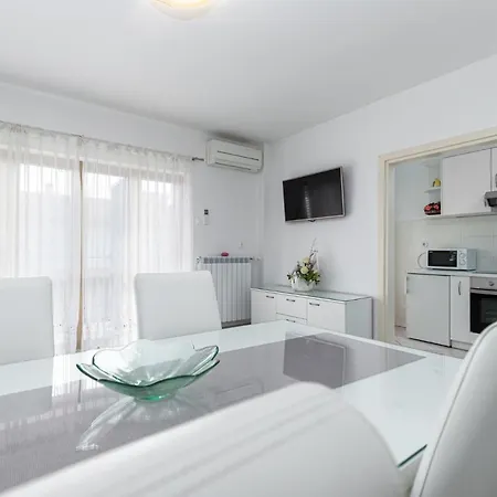 Mima Studio&apartments