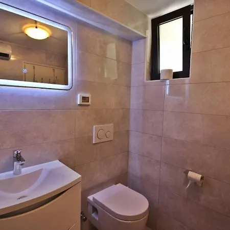 Apartment Mima