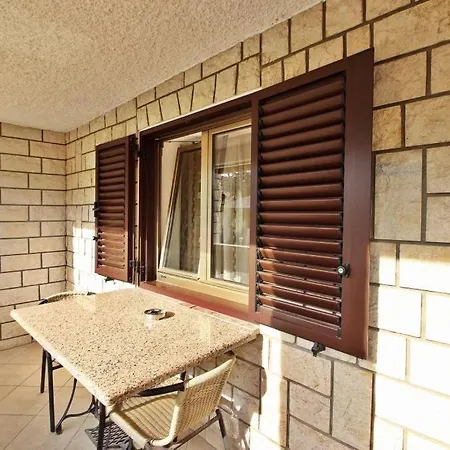 Apartment Mima *